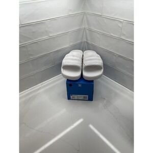 ISLAND CLUB ADILETTE 22 SLIDES men's size 13‎